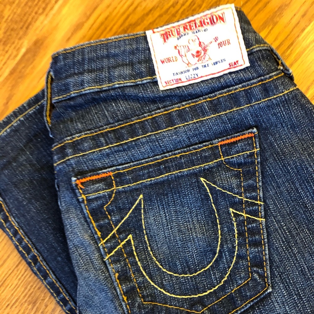 True Religion Lizzy Jean Capri’s size 29! EUC!!!